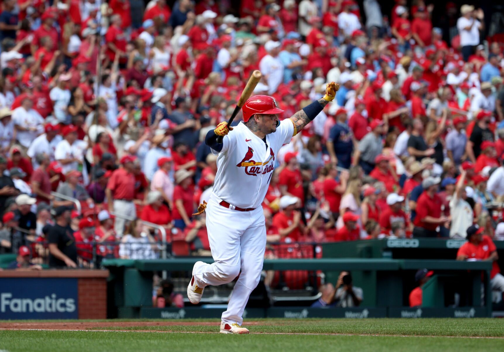 Wainwright and Molina tie MLB record with 324th battery start game